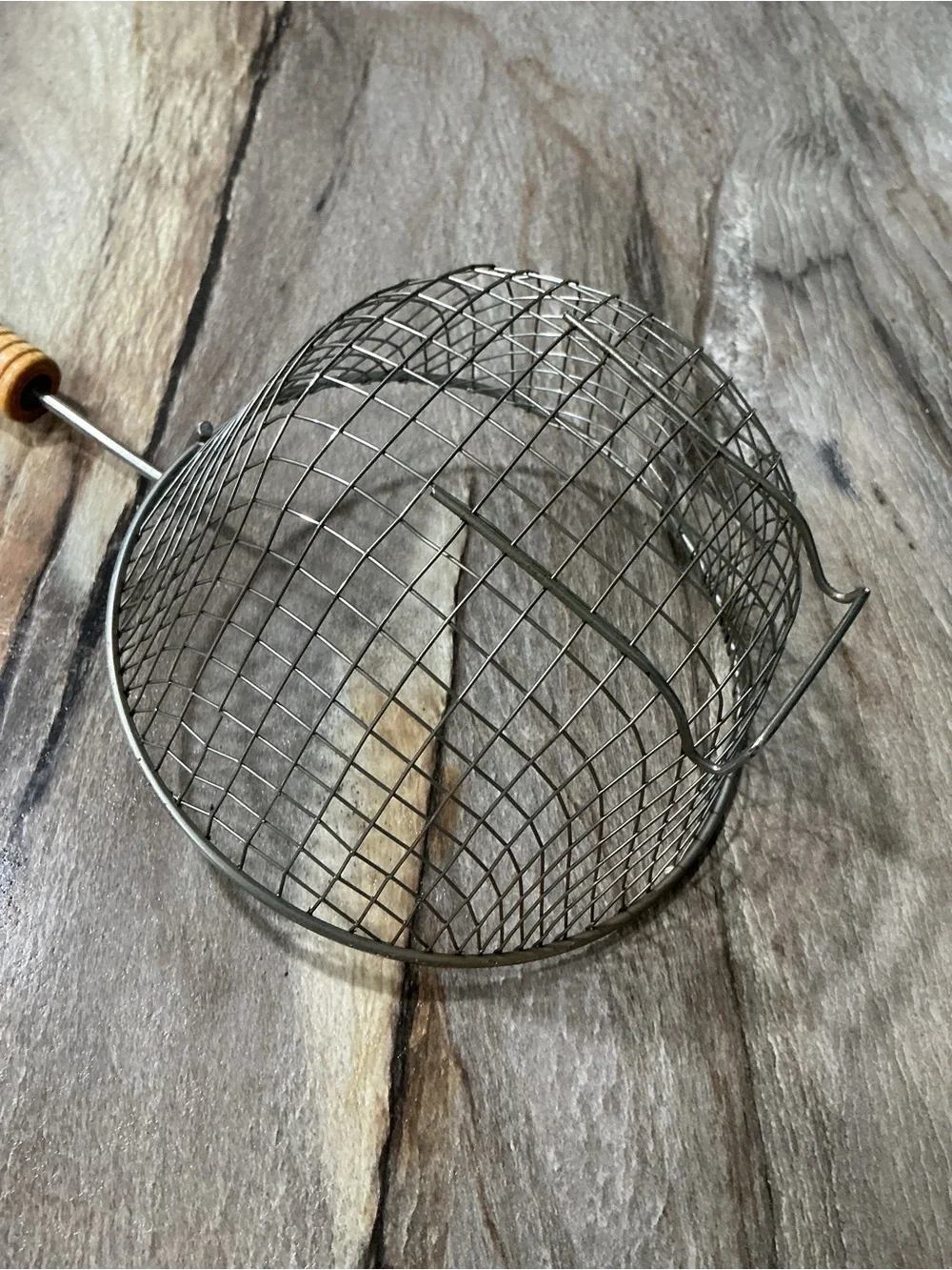 Vintage Wire Mesh Fry Basket Strainer Wood Handle Pot Rest Hook 14”